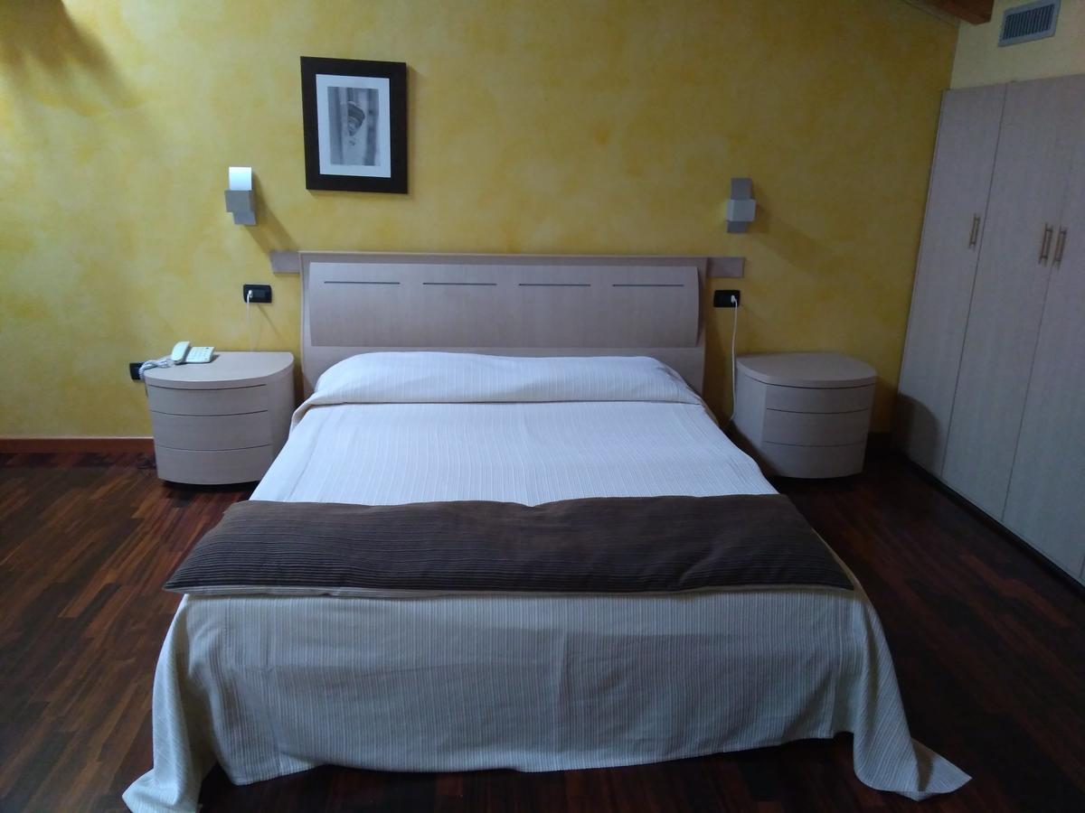 Hotel Fontana Santa Grumello del Monte Dış mekan fotoğraf